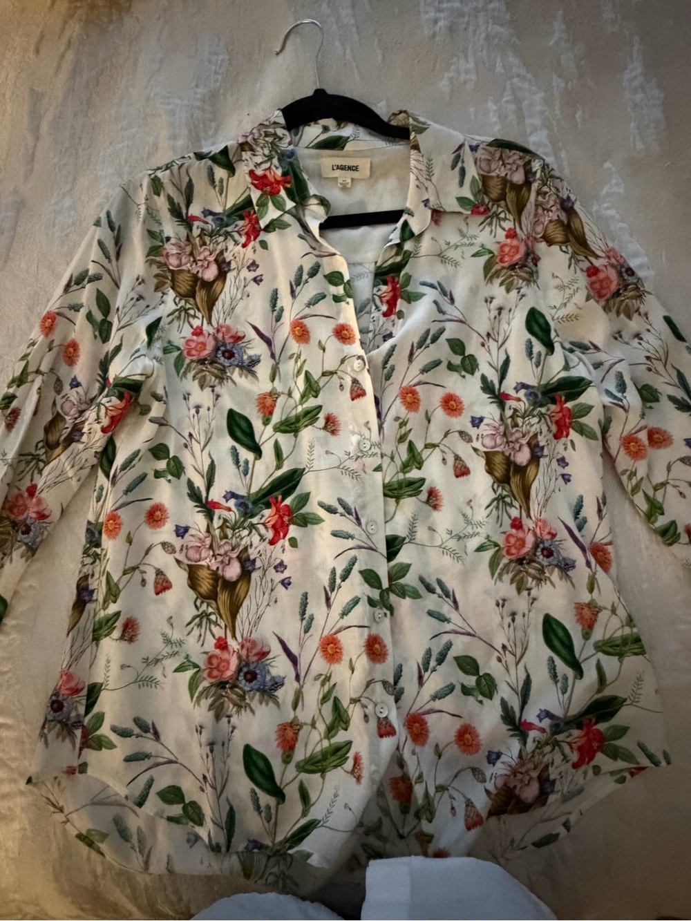 L'AGENCE Floral Blouse

Size: S/P - Picture 3 of 6